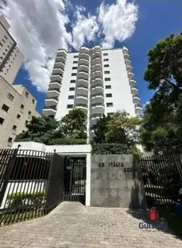 Apartamentos à venda em Condomínio Edifício Itália, Taubaté, SP 125m²