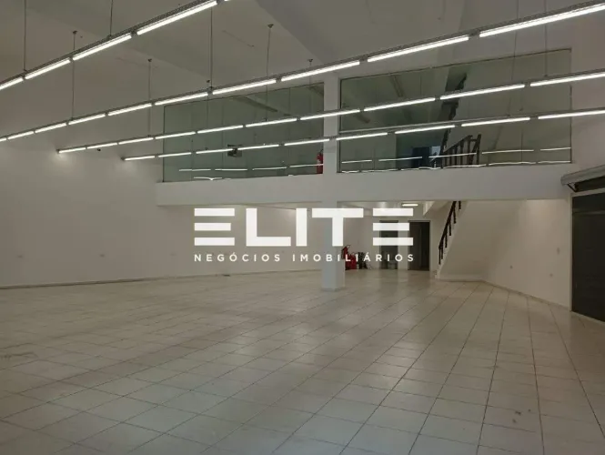 Prédio Comercial para Alugar em Santo André (Santa Terezinha) | 4 Vagas | 730 m²