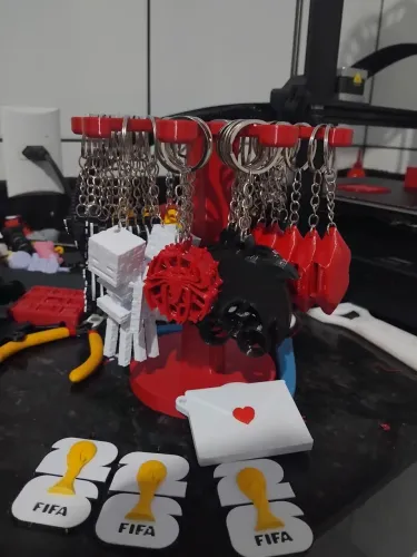 Chaveiros aleatórios com suporte 
