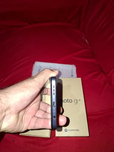 Celular Motorola G35 8 de ram 128 gb.