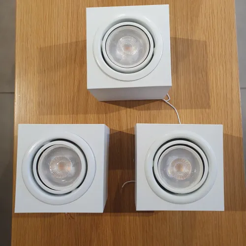 Plafon / Iluminação de sobrepor