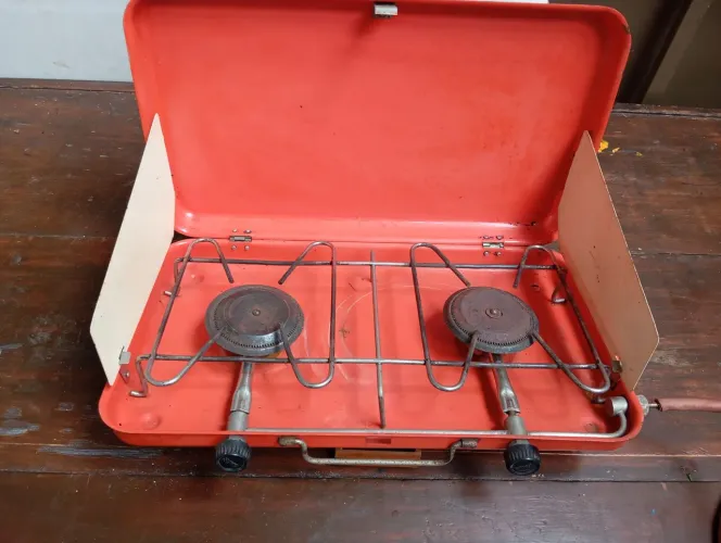 Fogão antigo para camping