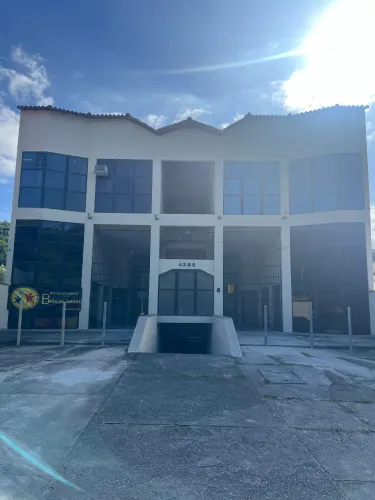 Sala comercial reformada