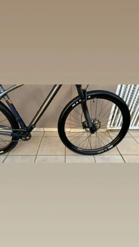 Bike aro 29 Caloi Ibex Carbono