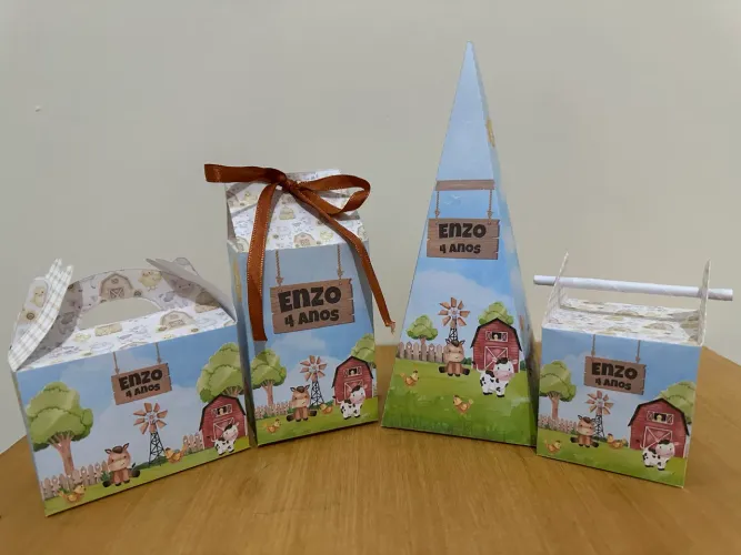Kit pegue e monte personalizado de aniversário da Fazendinha.