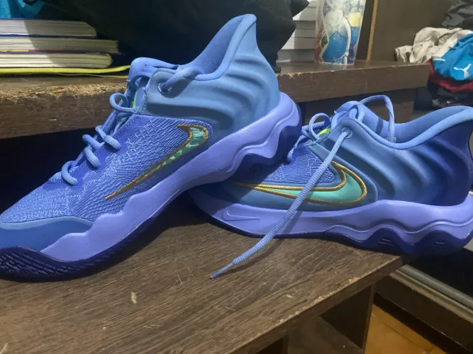Nike Giannis immortality 4 unissex