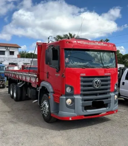vw 24.250 6x2 ano 2010