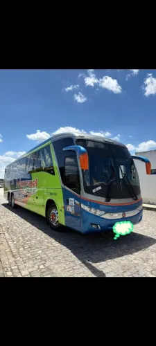 Ônibus Mercedes 2012 super conservado 