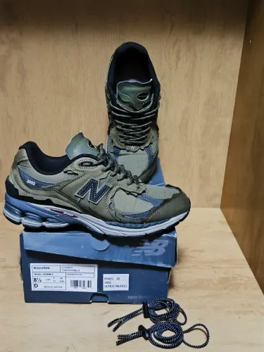 New Balance 2002r Protection Pack