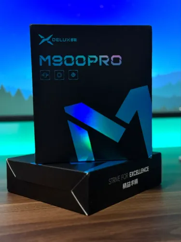 Mouse Gamer Delux M900 Pro, Vermelho, sem fio, Dock de carregamento