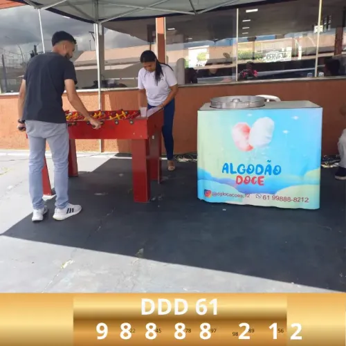 Aluguel de cama elástica + piscina de bolinhas 