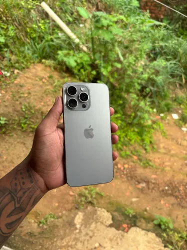 iPhone 15 pro Max titânio, 256Gb
