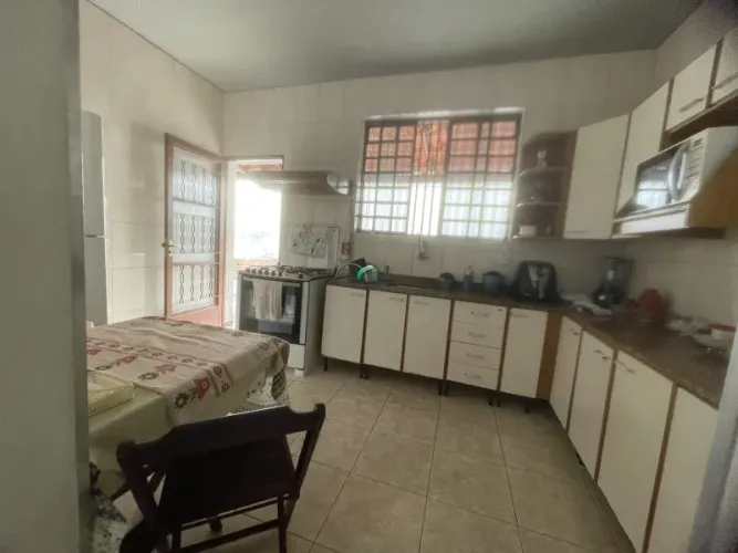 Casa para locaA§A£o 3 quartos, 1 suite, 2 vagas SA£o Gabriel