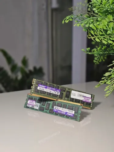 Memórias RAM DDR3 2x4GB 1600Mhz ECC