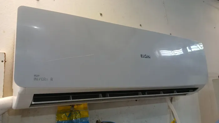 Ar Condicionado Elgin 18.000 Btu's Inverter Quente/Frio