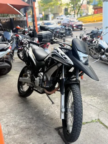 XRE 300