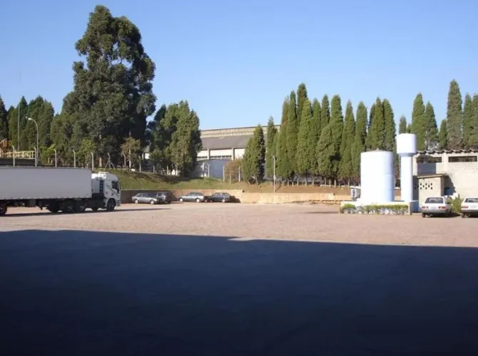 Galpão para alugar, 4695 m² por R$ 135.050,00 - Aparecidinha - Sorocaba/SP