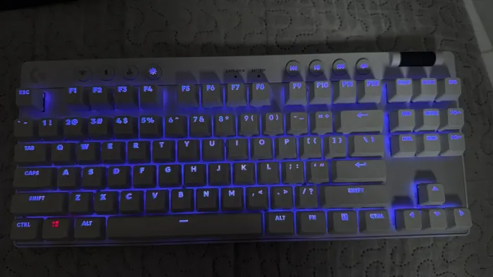 Teclado Gamer LOGITECH PRO X TKL