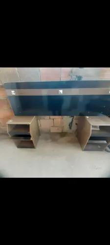 Cama box com cabeçeira e criado mudo