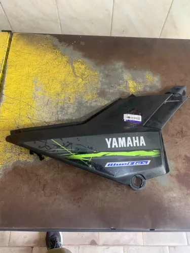 Carenagem lateral lado direito crosser 150