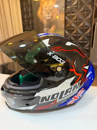 Marca: X-LITE NOLAN Modelo: X-803 RS STONER 10TH ANIVERSÁRIO CARBONO