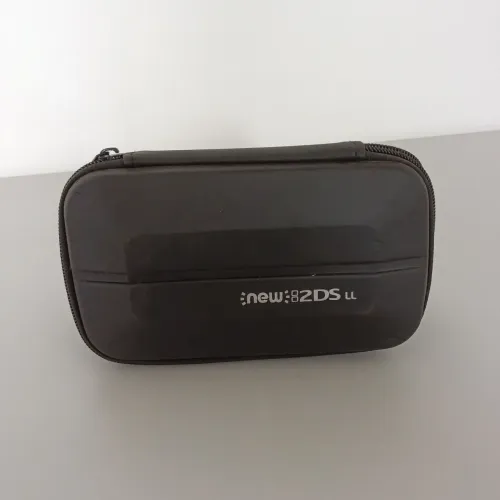 Vendo Case Protetora Console New Nintendo 2DS XL Semi novo