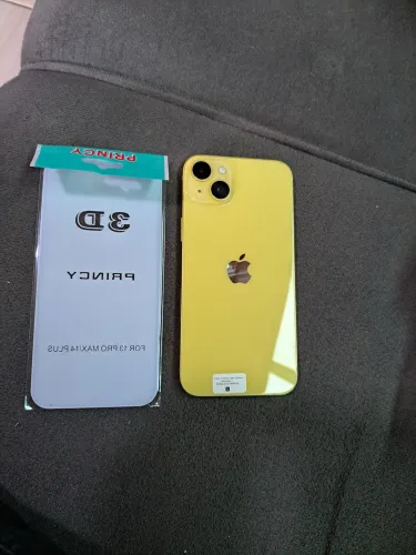Troco esse iPhone 14 plus a cor amarela por um 15 Pro Max ou um 14 Pro Max a cor branca