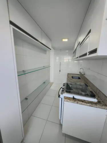 APARTAMENTO 2 QUARTOS EM CONDOMÍNIO NA AVENIDA FRAGA MAIA. A melhor Avenida de Feira