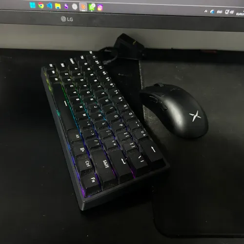 (Leia a descrição) Mouse e Teclado Gamer | Delux m900pro & Aula Win60he