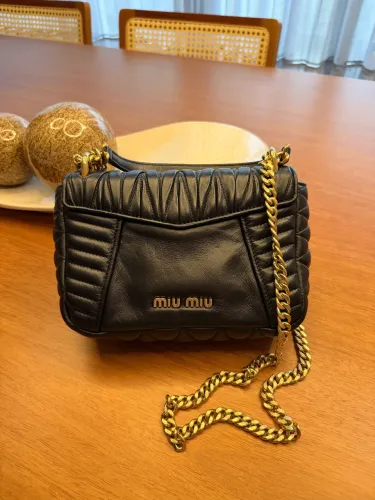 Bolsa Miu Miu Nappa Biker preta