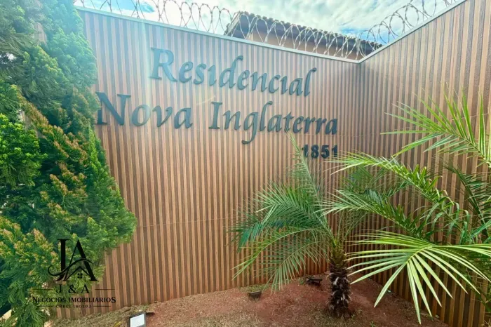 Apartamento duplex no Residencial Nova Inglaterra com 4 quartos no Tiradentes