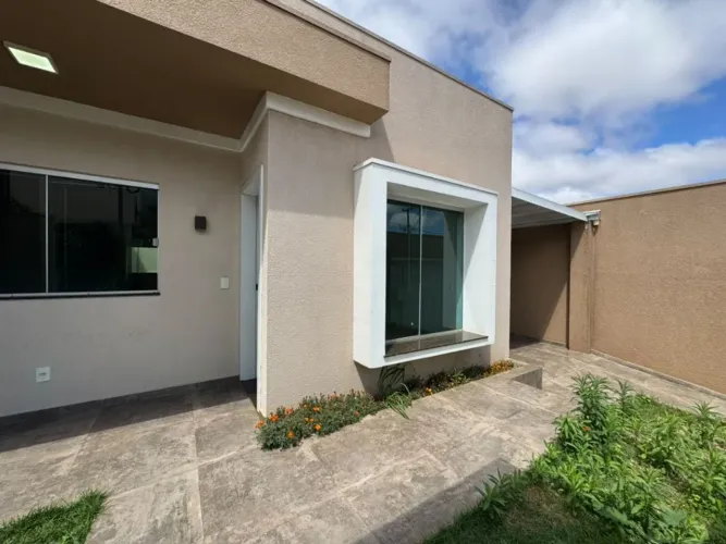 Casa com 2 Quarto(s) e 1 banheiro(s) para Alugar, 114 m² por R$ 3000 / Mês