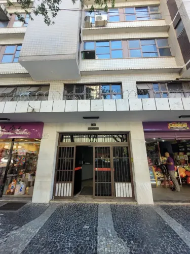 Sala com 28 m² na Avenida Brasil - EXCLUSIVIDADE!
