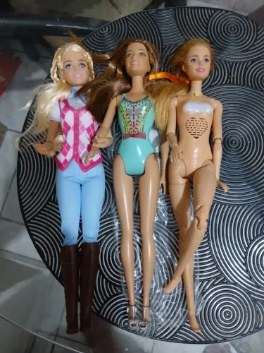 Bonecas barbies