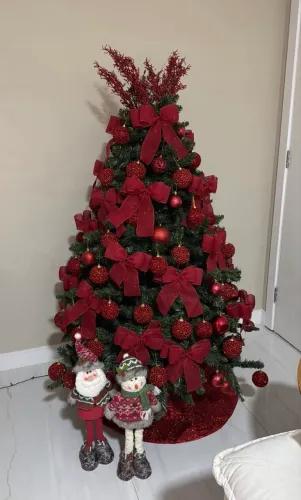 Árvore de Natal com decoração