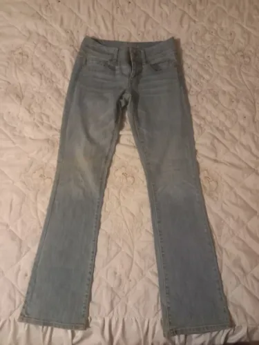 ? Combo com 2 calças jeans originais American Eagle Outfitters, perfeito.Estilo vintagem