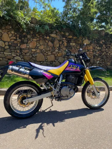 DR 650SE Suzuki 