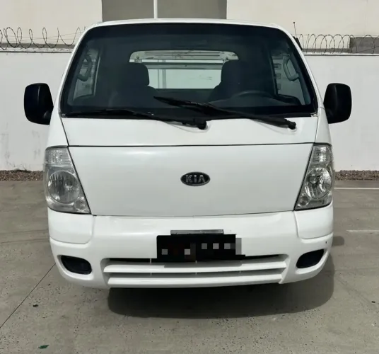 Caminhão kia do modelo bongo 2009