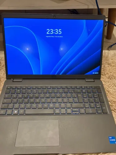 Dell Latitude 3540 - i5 1335u 16GB DDR4 SSD240gb