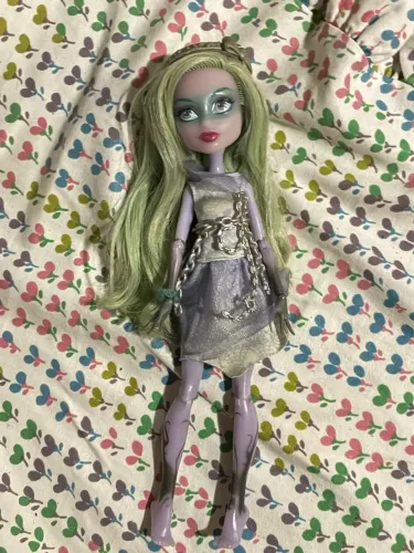Twyla Haunted