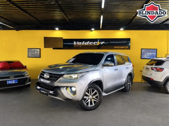 Toyota Hilux SW4 4X4 2.8 Diesel 2019