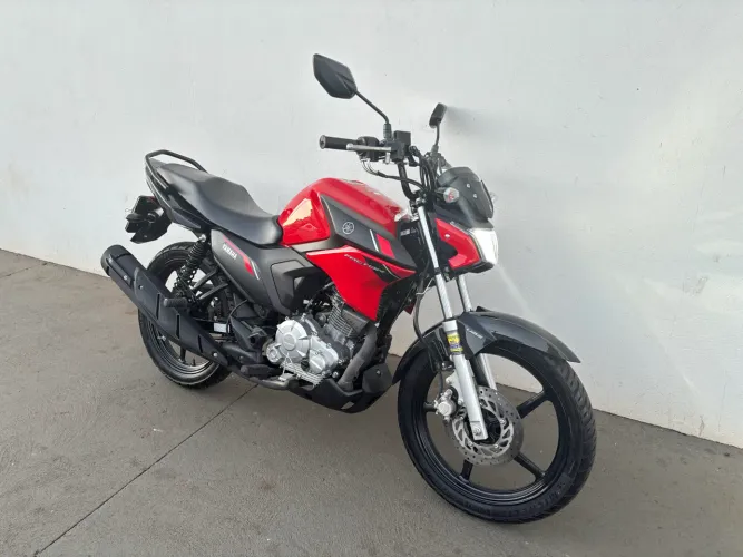 Vendo ou troco por Moto Yamaha Factor 150 Stardard 2025 Completa Único Dono