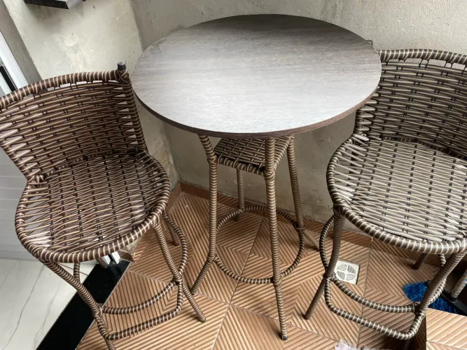 Conjunto de mesa pra varanda 