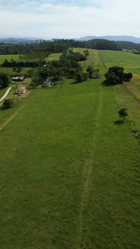 Terreno espaçoso disponível para você!!!!!