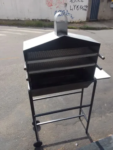 Churrasqueira para espetinhos