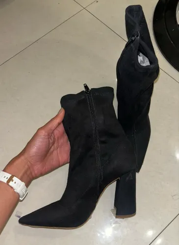 Bota preta sapatinho de luxo N 37