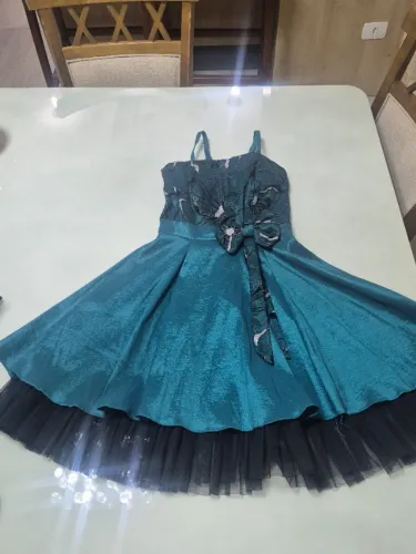 Vestido infantil verde com forro tamanho P