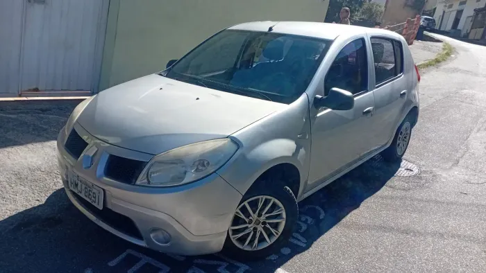 Renault Sandero Authentique Hi-flex 1.0 16V 5P 2010