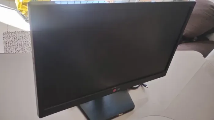 Vende-se Monitor LG 19,5 Pol
