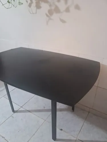 Mesa em aço